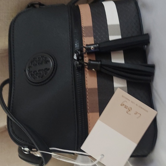 Le Bag Los Angeles Dome Crossbody Plaid Shoulder Vegan Bag Nwt - Picture 12 of 15